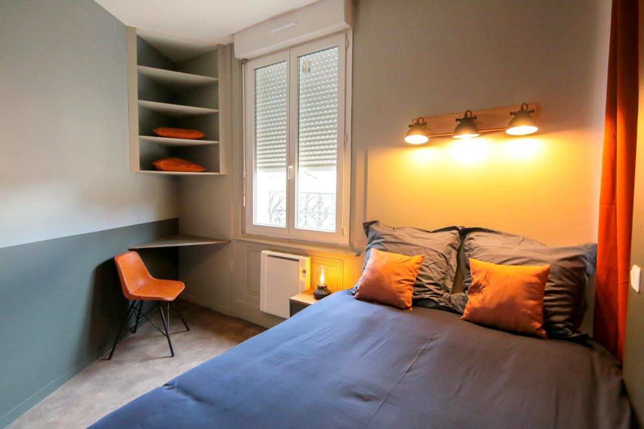 サン・テティエンヌLe Victorien, T2 Hypercentre Chic Et Cosy, Wifi Par Sovalfiアパートメント エクステリア 写真