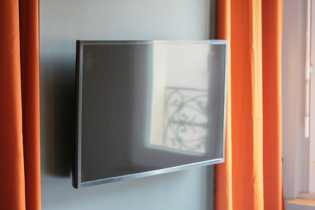 サン・テティエンヌLe Victorien, T2 Hypercentre Chic Et Cosy, Wifi Par Sovalfiアパートメント エクステリア 写真